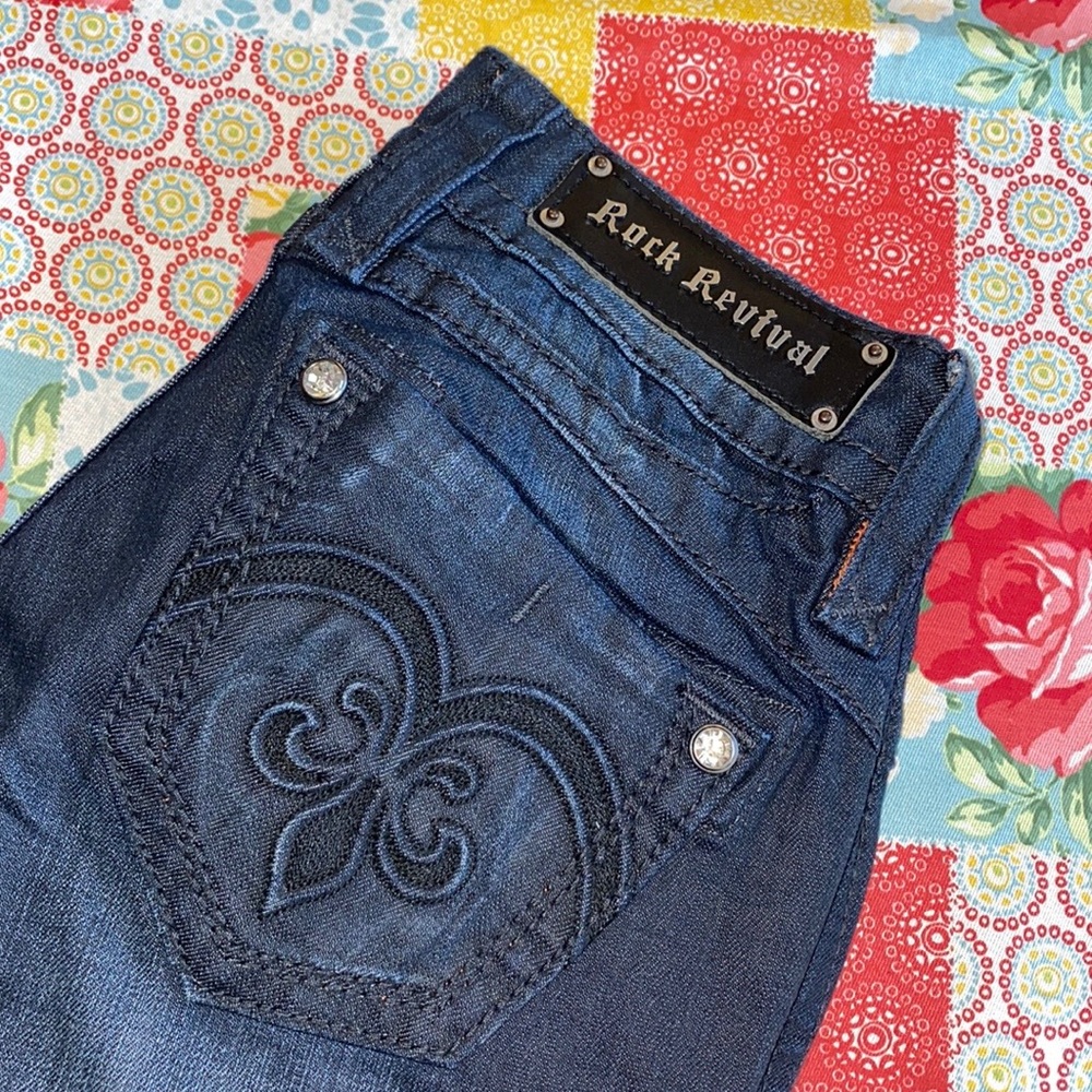 🍀 NWT! Raquel Rock Revival Boot Cut Jeans! - Picture 4 of 8